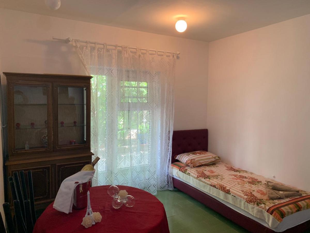 Vila Alexandria Apartment Markovici Bagian luar foto
